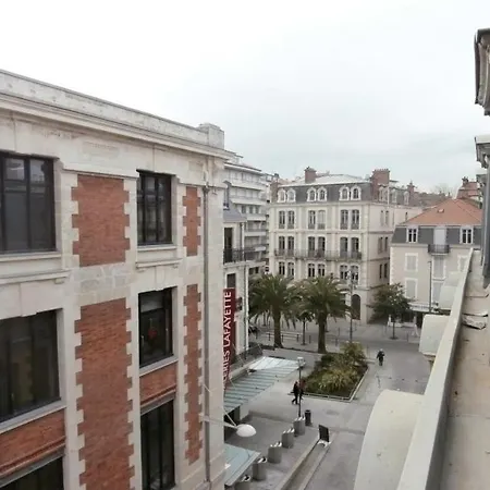 Apartment Grand -